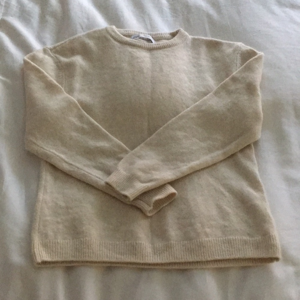 Zara boys 11-12 Cashmere blend sweater in  EUC